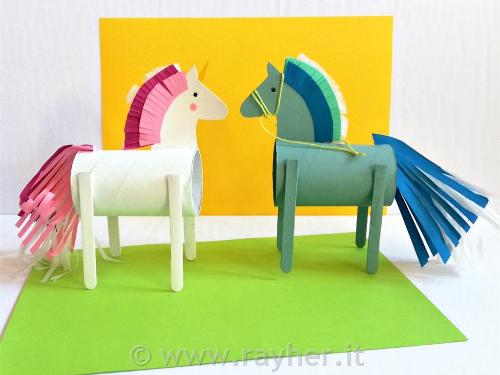 BARVITI KONJIČEK IN ČAROBNI SAMOROG