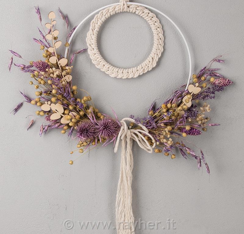 VENČEK S SUHIM CVETJEM IN MAKRAME TEHNIKI