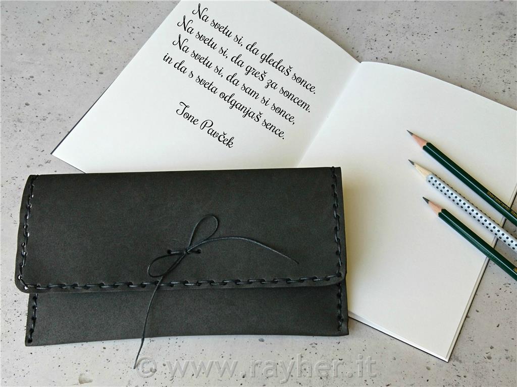 PUŠČICA / ETUI IZ PENASTE GUME