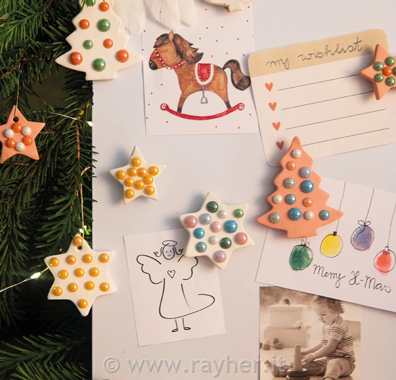 BOŽIČNI MAGNETKI IN OKRASKI