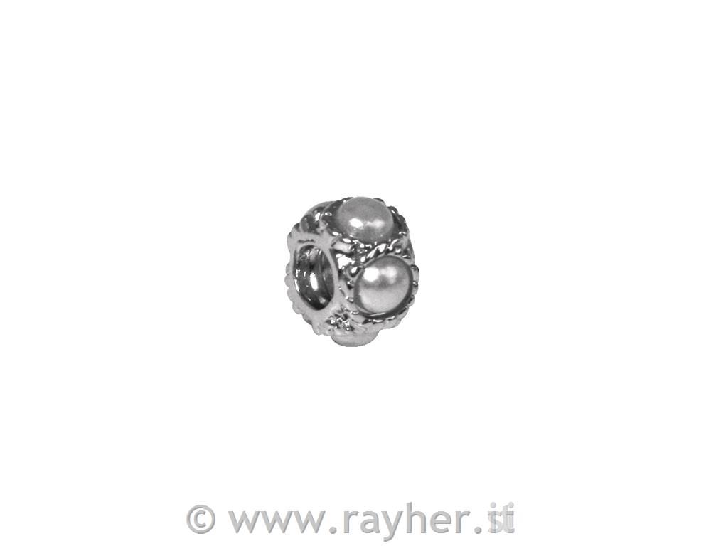 Kovinska perla, srebrna, 9 mm, luknja fi: 4 mm