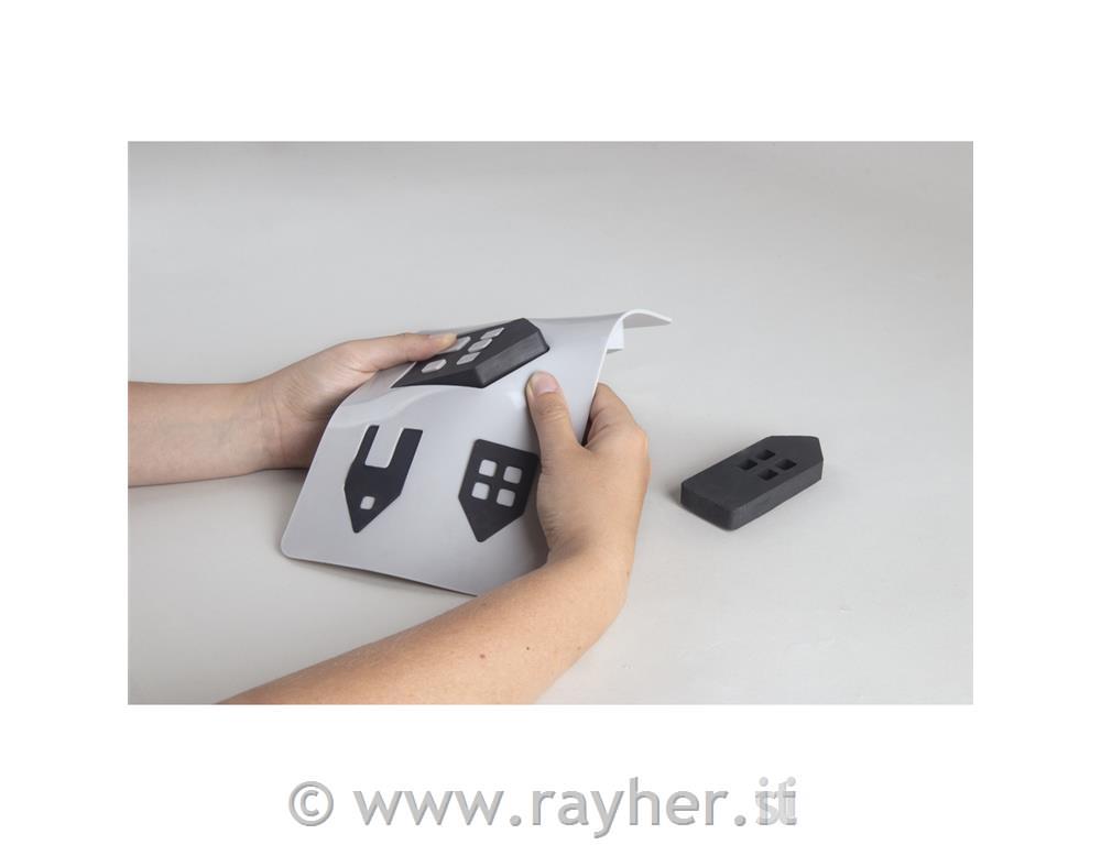 Raysin 250 prah za vlivanje v kalupe, črn, 4 kg