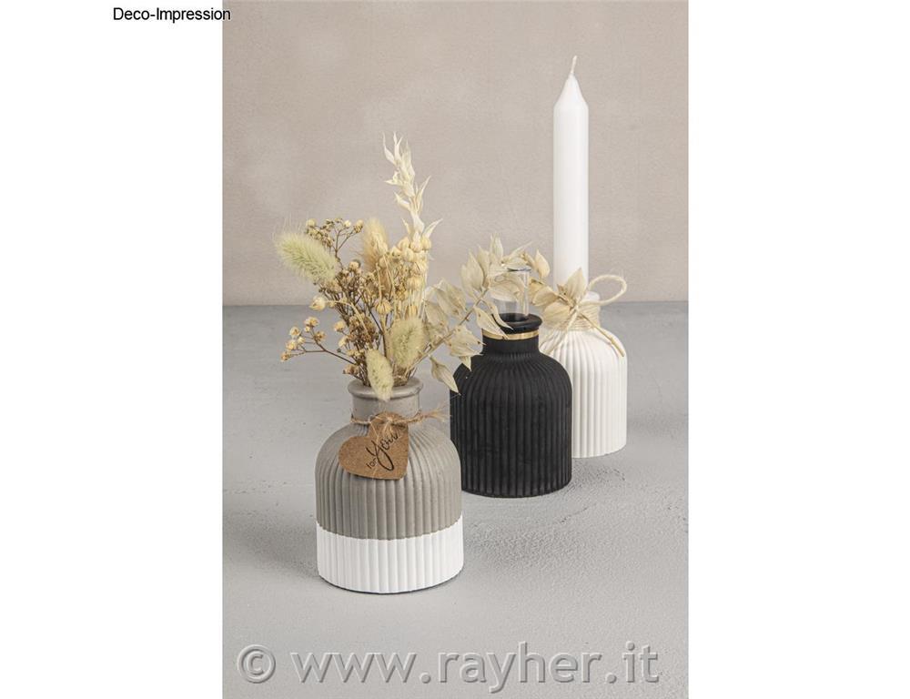 Silicone mould Vase, finely fluted, bottom o8,3cm, height 9.5cm, +test tube