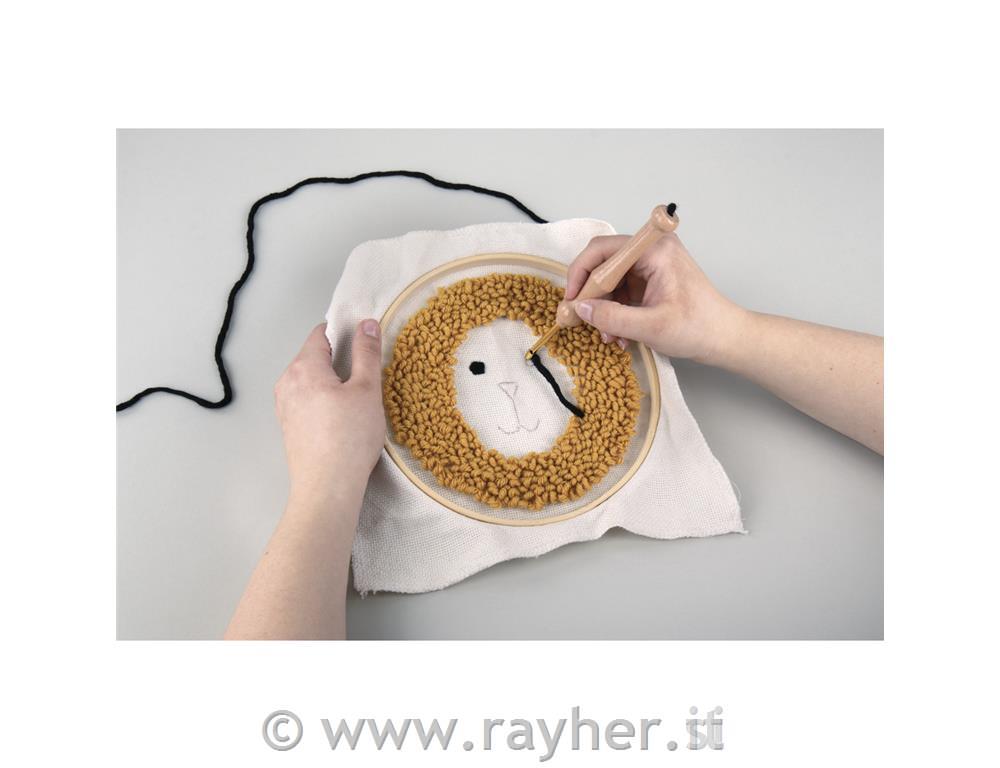 Set cornice ricamo bambu, Leone