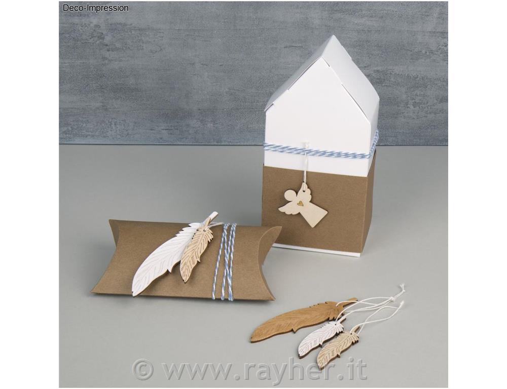 Decorazioni in legno, piume+filo