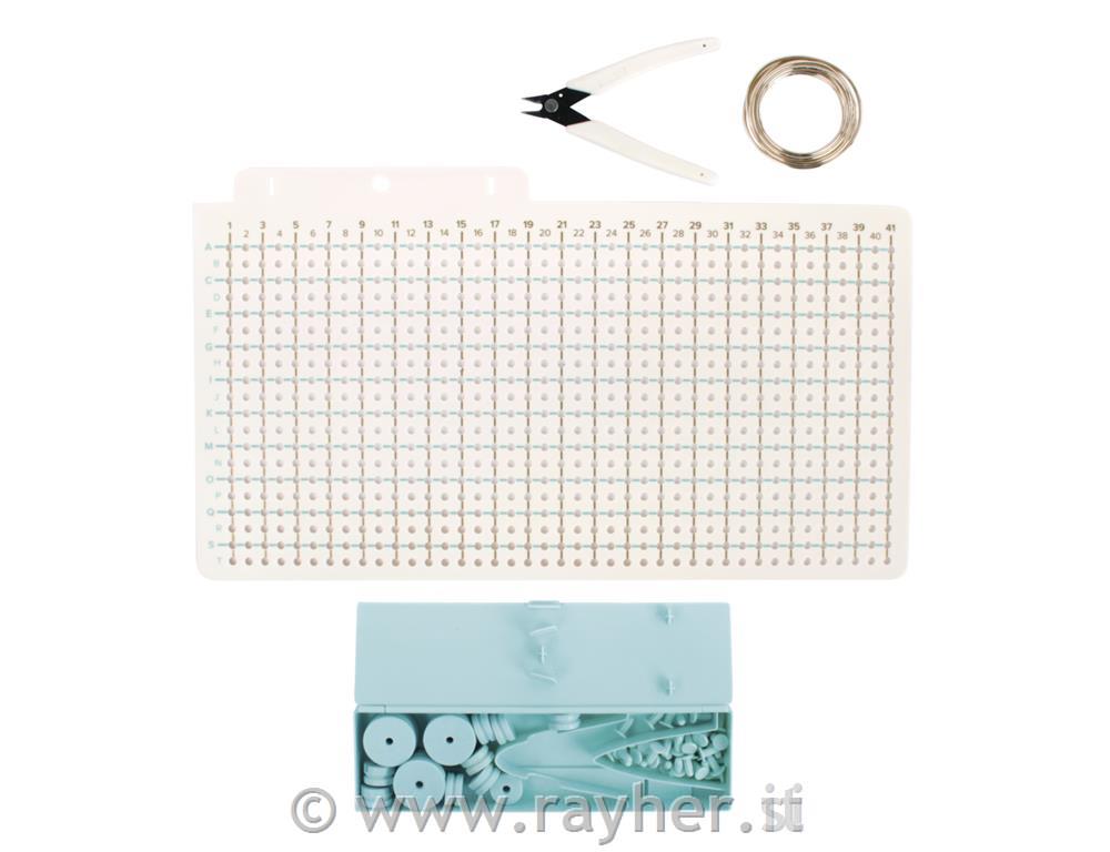 Attrezzo per modellamento fili in metallAttrezzo per modellamento fili in metallAttrezzo per modellamento fili in metall