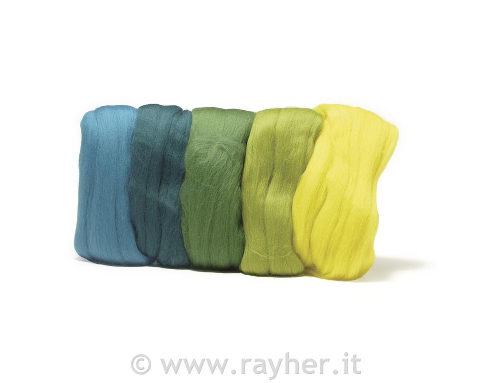 Merion roving tuft, super smooth, green