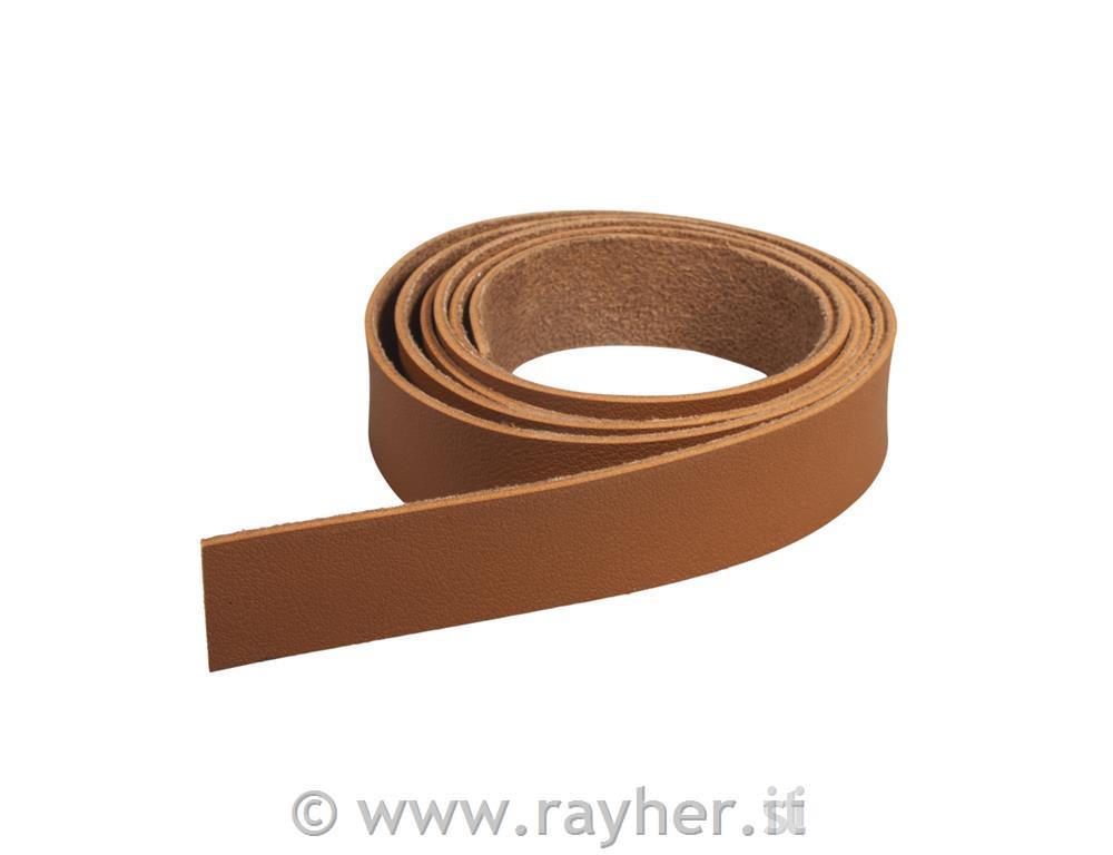 Nastro similpelle piatto, capriolo, 138x2cm, bus.blis. 1pz