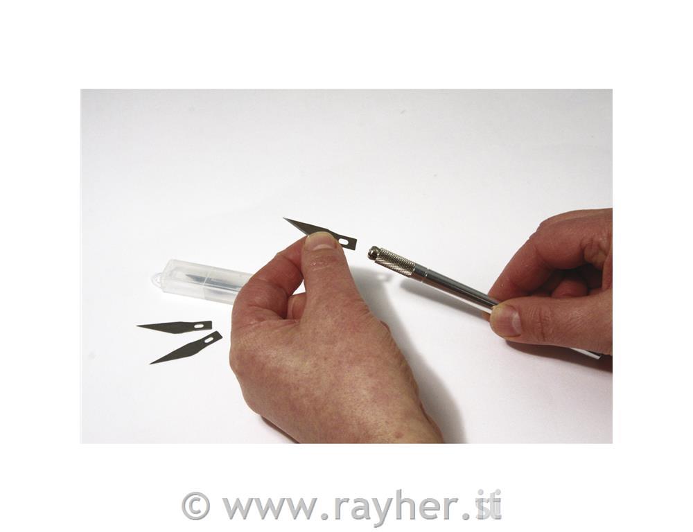 Taglierino a precisione-bricolagecart.blister 1 pz + 3 lame ricambio