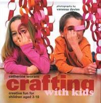 LIBRO CRAFTING WITH KIDS