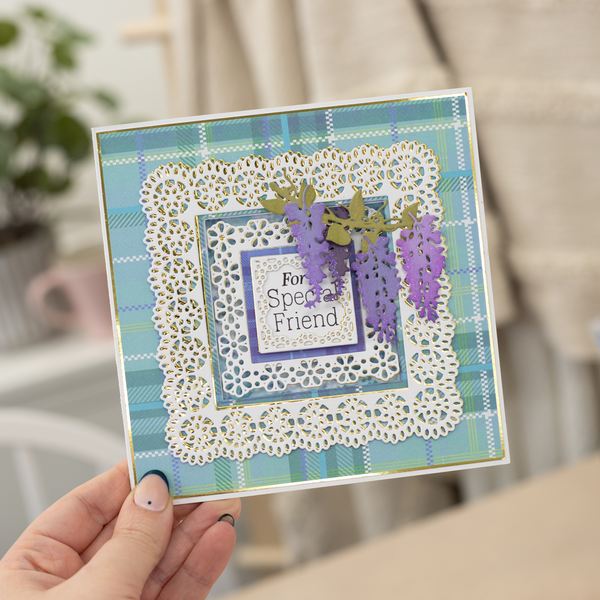 Rezalne šablone Nesting Die - Floral Lace Frames