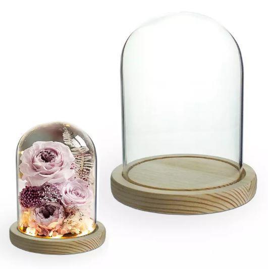 Cupola in vetro con base in legno