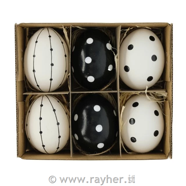 Uova bianco-neri con macchie, naturali,