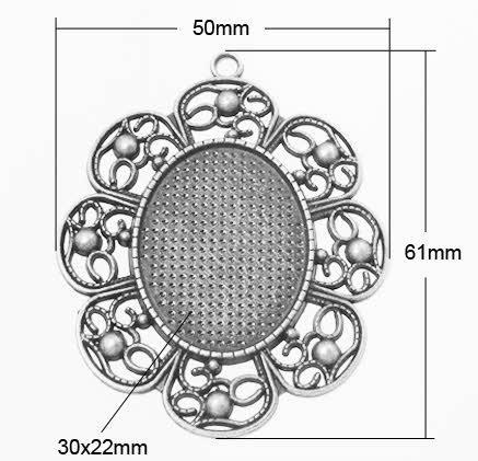 MEDAGLIONE ARGENTO ANTICO, 61X50MM