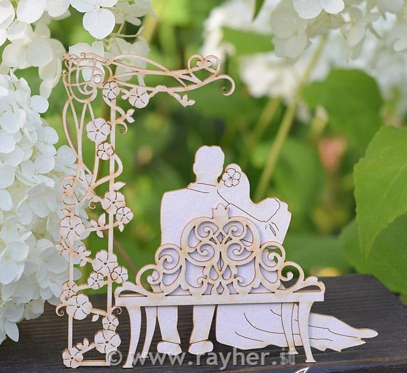 INTAGLI DI CARTONLEGNO, SPOSISULLA PANCA