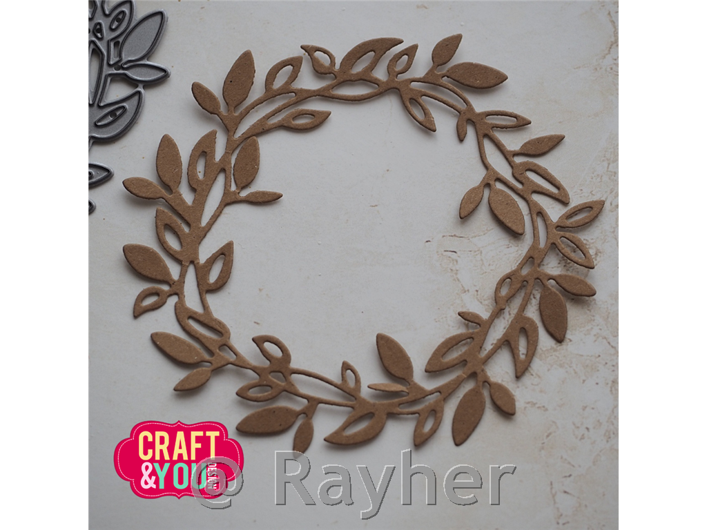 Fustelle Leaf Wreath