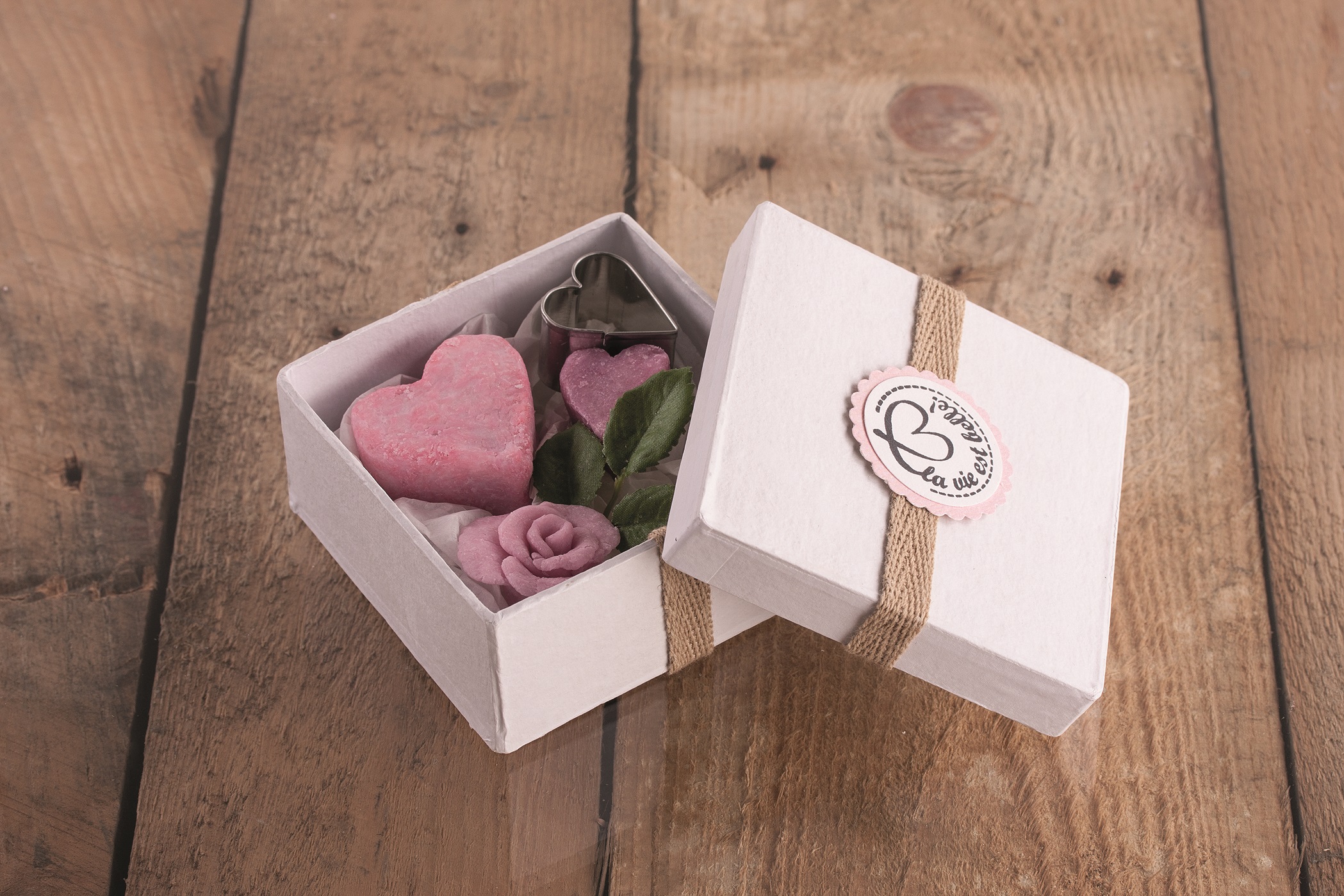 MODELIRNO MILO, Milo za prostoročno oblikovanje