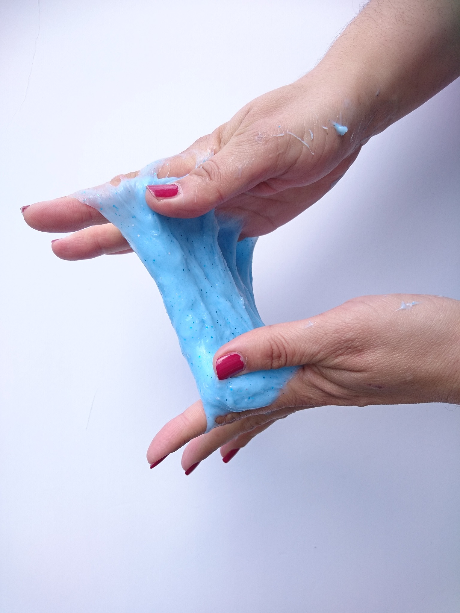 NAREDIMO SLUZ / SLIME